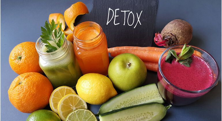 Dieta Detox: verità scientifiche e falsi miti sulla depurazione epatica e intestinale