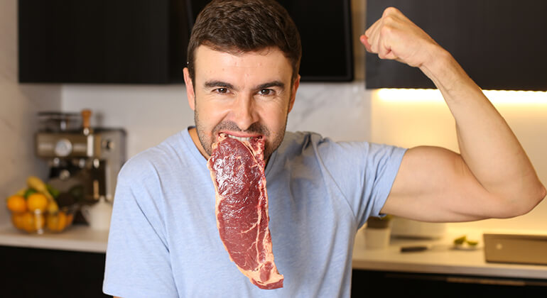 img_blog_22_12_2025_Dieta_carnivora_moda_pericolosa_Rischi_metabolici_e_intestinali_del_mangiare_solo_carne